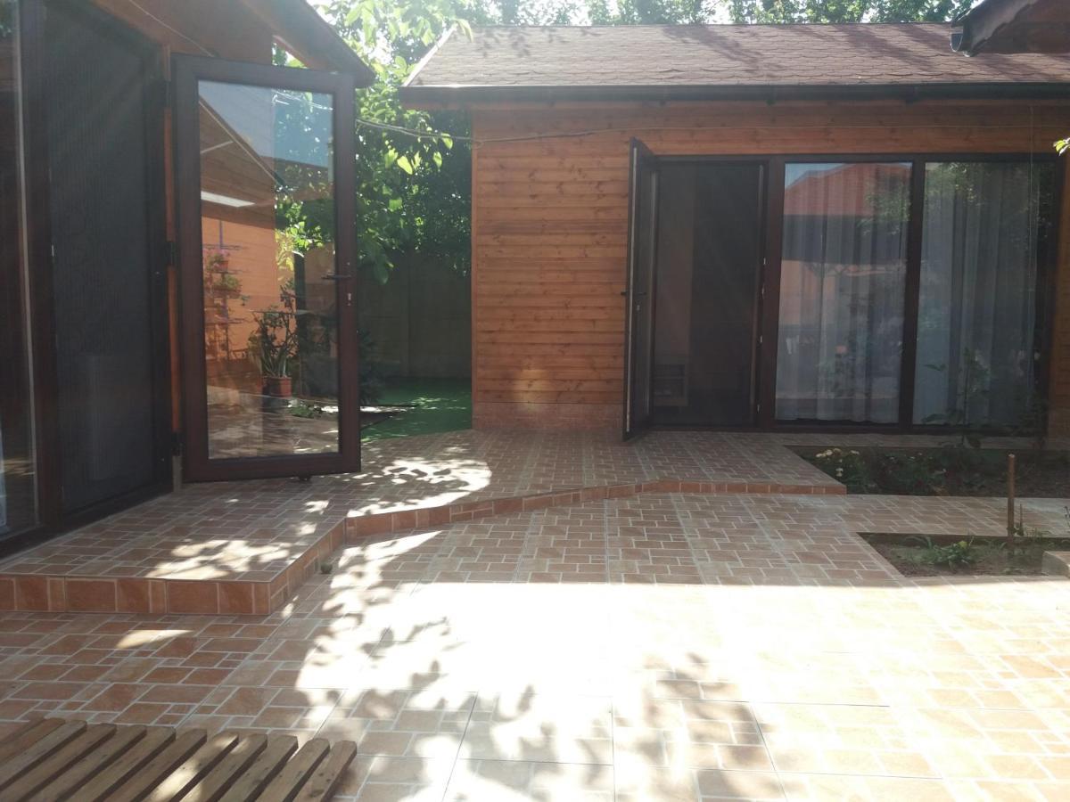 La Botezatu Villa ตูซลา ภายนอก รูปภาพ