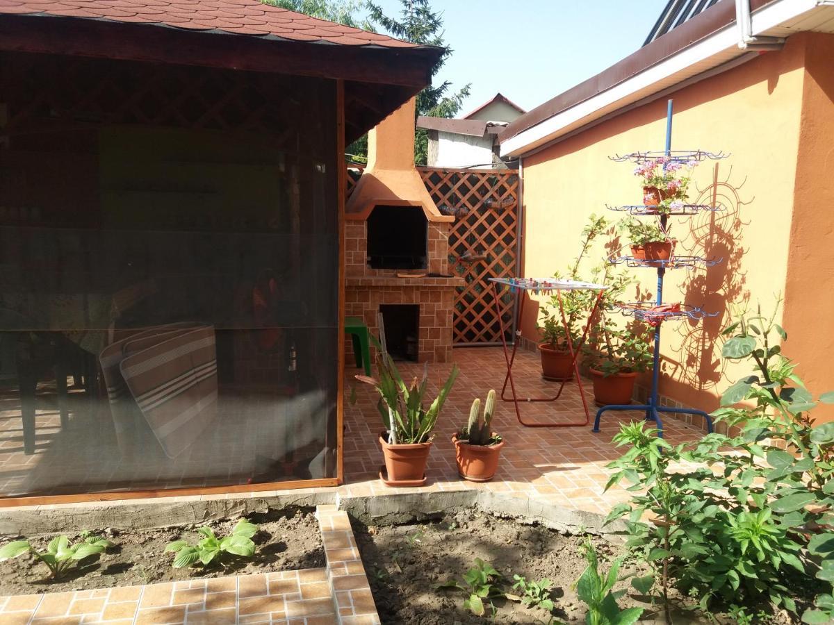 La Botezatu Villa ตูซลา ภายนอก รูปภาพ